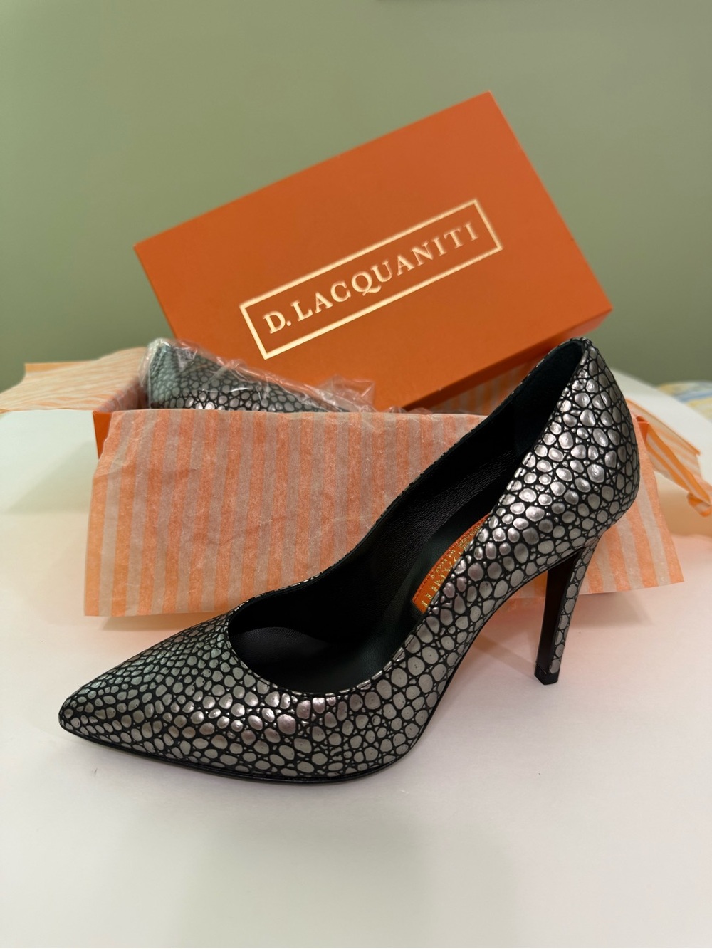 NEW D. Lacquaniti pumps heels woman 6 limited edition handmade Italy Luxery